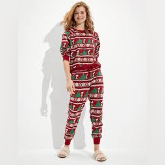 American Eagle Outfitters Other - American Eagle Peanuts Snoopy Christmas Pajama Bottoms